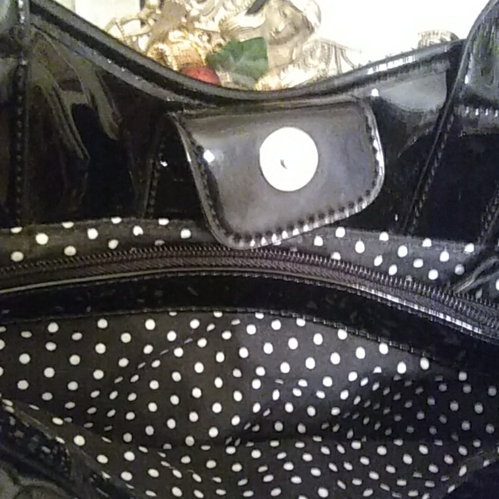 Tote - Picture 2 of 3